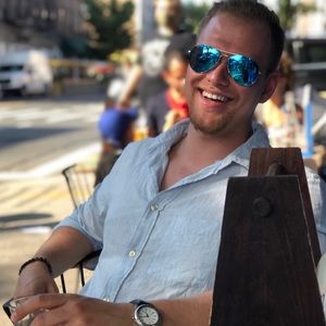 Meet your Posher, Daniel